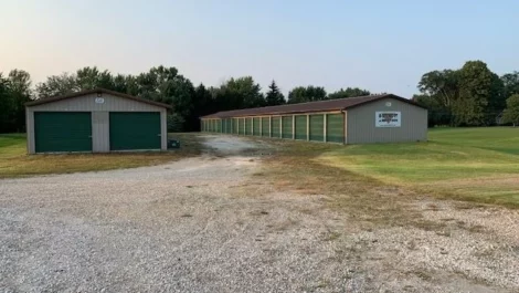 Self storage at U-Store-It Princeville North.