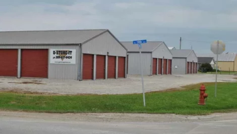 Storage units in Aledo, IL.