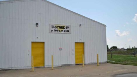 Storage units in Macomb, IL.