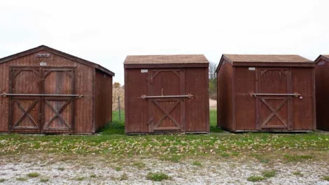 Storage units in Macomb, IL.