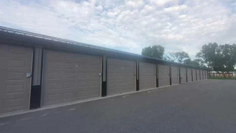 Storage units in Mason City, IA.